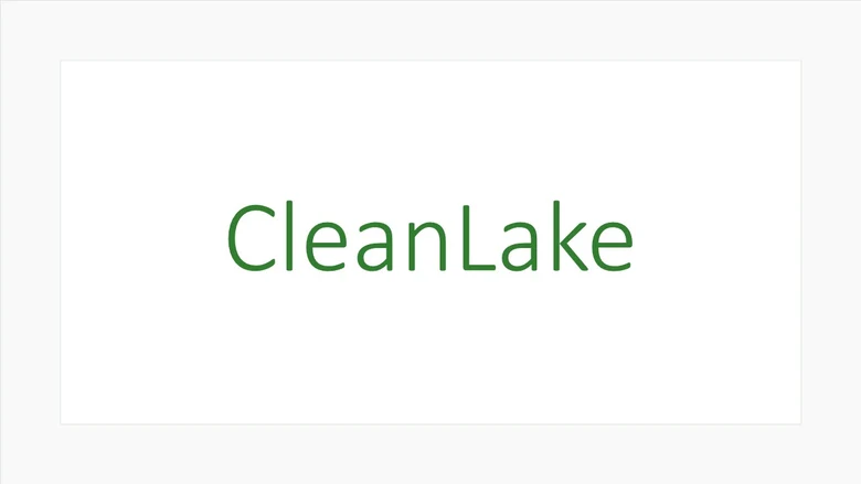 grüner Schriftzug des Projekttitels "CleanLake"